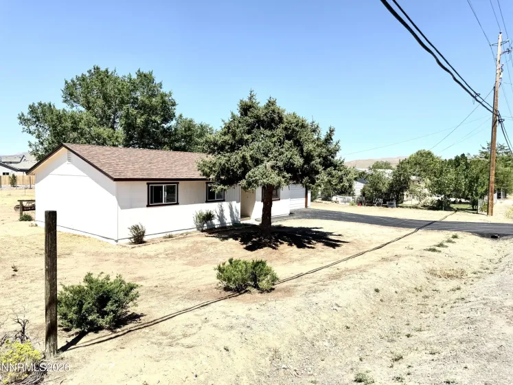 7915 Tholl, Reno, Nevada 89506, 3 Bedrooms Bedrooms, ,2 BathroomsBathrooms,Residential,Residential,Tholl,0,260009762