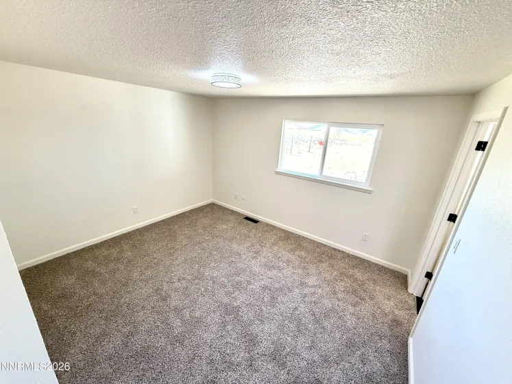 7915 Tholl, Reno, Nevada 89506, 3 Bedrooms Bedrooms, ,2 BathroomsBathrooms,Residential,Residential,Tholl,0,260009762