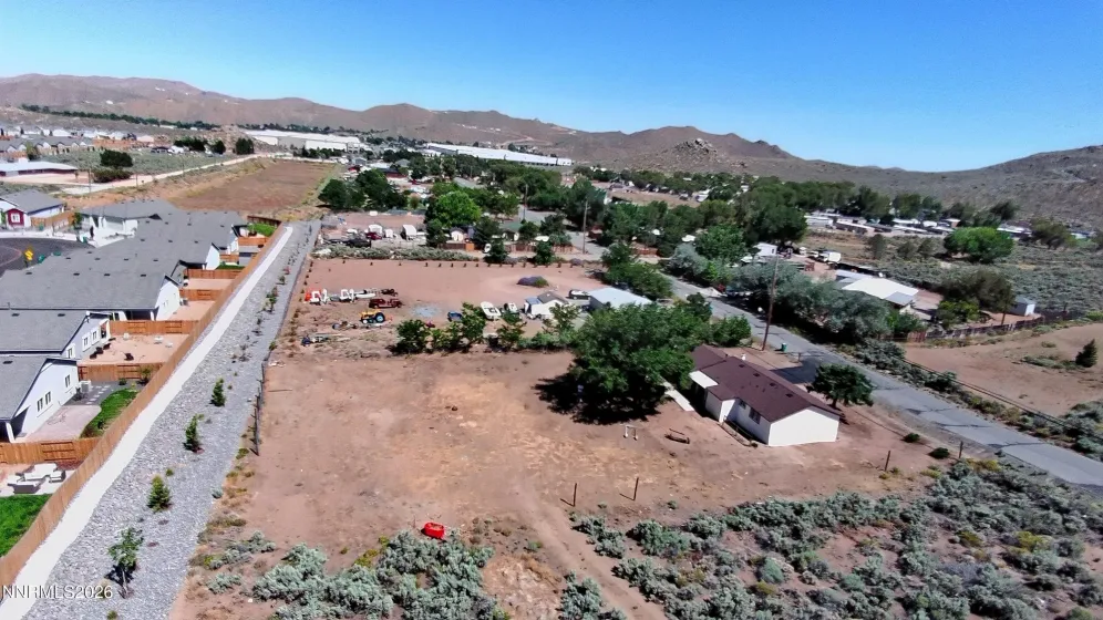 7915 Tholl, Reno, Nevada 89506, 3 Bedrooms Bedrooms, ,2 BathroomsBathrooms,Residential,Residential,Tholl,0,260009762