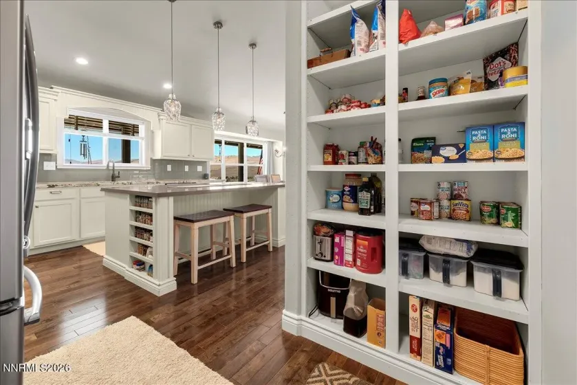 Kitchen/Pantry