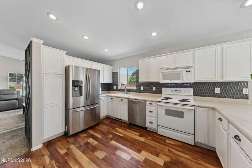 17240 Desert Lake, Reno, Nevada 89508, 4 Bedrooms Bedrooms, ,2 BathroomsBathrooms,Residential,Residential,Desert Lake,0,260009765