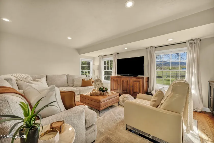 2501 Holcomb Ranch, Reno, Nevada 89511, 6 Bedrooms Bedrooms, ,7 BathroomsBathrooms,Residential,Residential,Holcomb Ranch,0,260004222