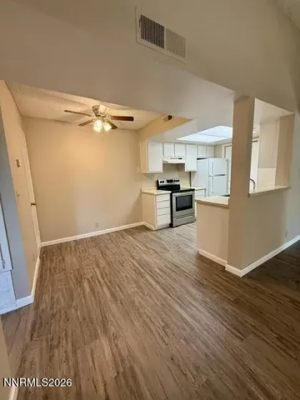 530 Patriot, Reno, Nevada 89511, 2 Bedrooms Bedrooms, ,2 BathroomsBathrooms,Residential,Residential,Patriot,0,260009726