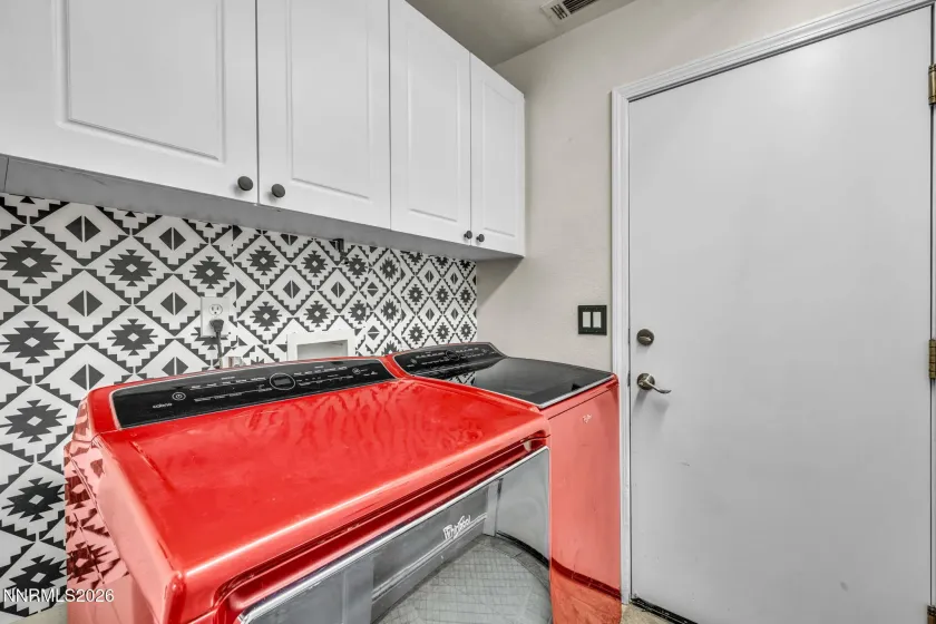 7787 Corneta, Sparks, Nevada 89436, 3 Bedrooms Bedrooms, ,2 BathroomsBathrooms,Residential,Residential,Corneta,0,260009730