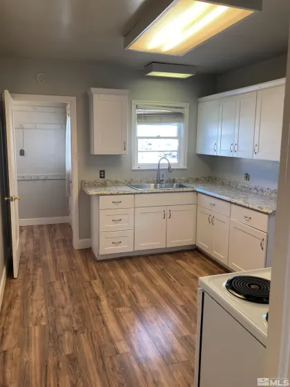 739 16th, Sparks, Nevada 89431, 4 Bedrooms Bedrooms, ,2 BathroomsBathrooms,Residential Lease,Manufactured,16th,0,260009769