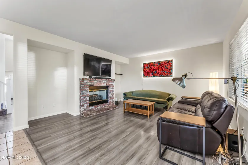 5058 Paseo, Sparks, Nevada 89436, 5 Bedrooms Bedrooms, ,3 BathroomsBathrooms,Residential,Residential,Paseo,0,260009774