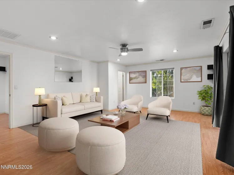 1330 Kirman, Reno, Nevada 89502, 4 Bedrooms Bedrooms, ,3 BathroomsBathrooms,Residential,Residential,Kirman,0,260009776