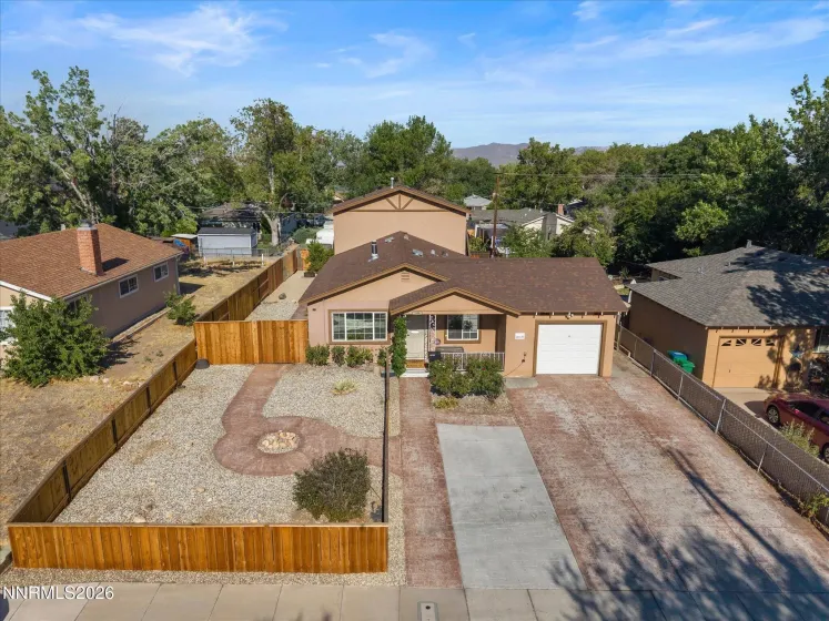 1330 Kirman, Reno, Nevada 89502, 4 Bedrooms Bedrooms, ,3 BathroomsBathrooms,Residential,Residential,Kirman,0,260009776