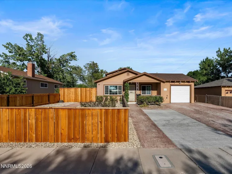 1330 Kirman, Reno, Nevada 89502, 4 Bedrooms Bedrooms, ,3 BathroomsBathrooms,Residential,Residential,Kirman,0,260009776