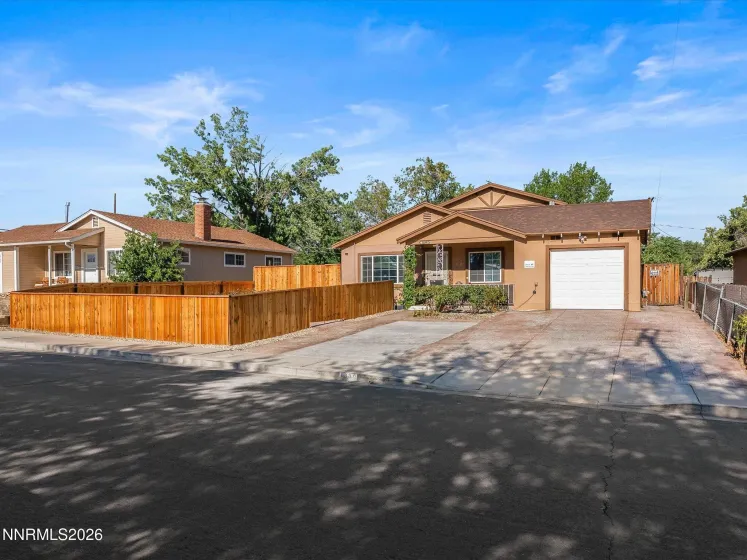 1330 Kirman, Reno, Nevada 89502, 4 Bedrooms Bedrooms, ,3 BathroomsBathrooms,Residential,Residential,Kirman,0,260009776