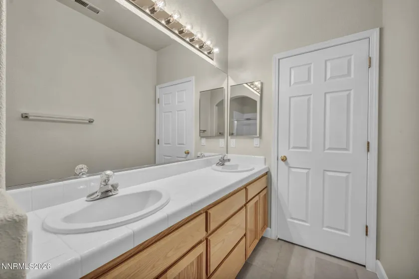 9530 Oakley, Reno, Nevada 89521, 3 Bedrooms Bedrooms, ,2 BathroomsBathrooms,Residential,Residential,Oakley,0,260009777