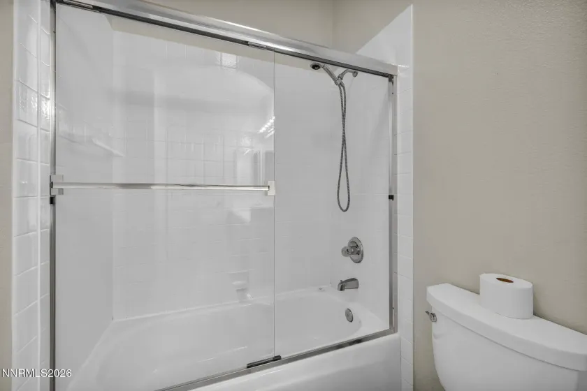9530 Oakley, Reno, Nevada 89521, 3 Bedrooms Bedrooms, ,2 BathroomsBathrooms,Residential,Residential,Oakley,0,260009777