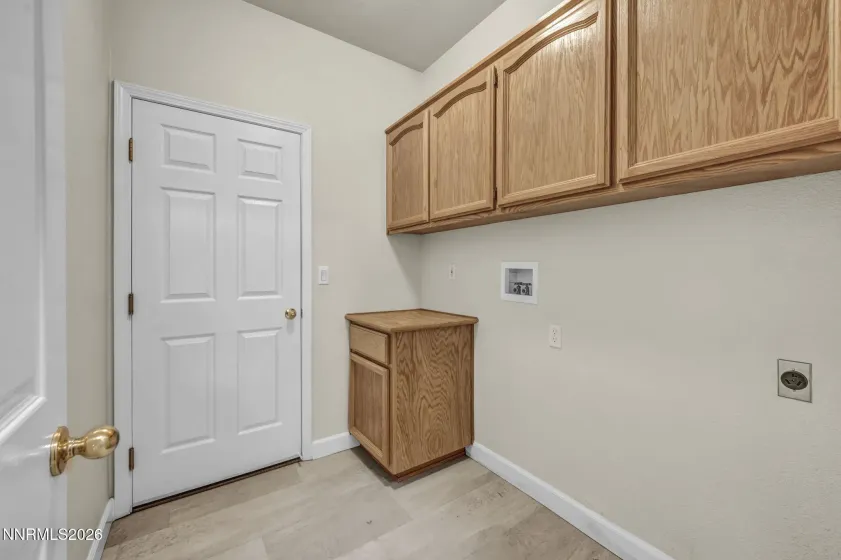9530 Oakley, Reno, Nevada 89521, 3 Bedrooms Bedrooms, ,2 BathroomsBathrooms,Residential,Residential,Oakley,0,260009777
