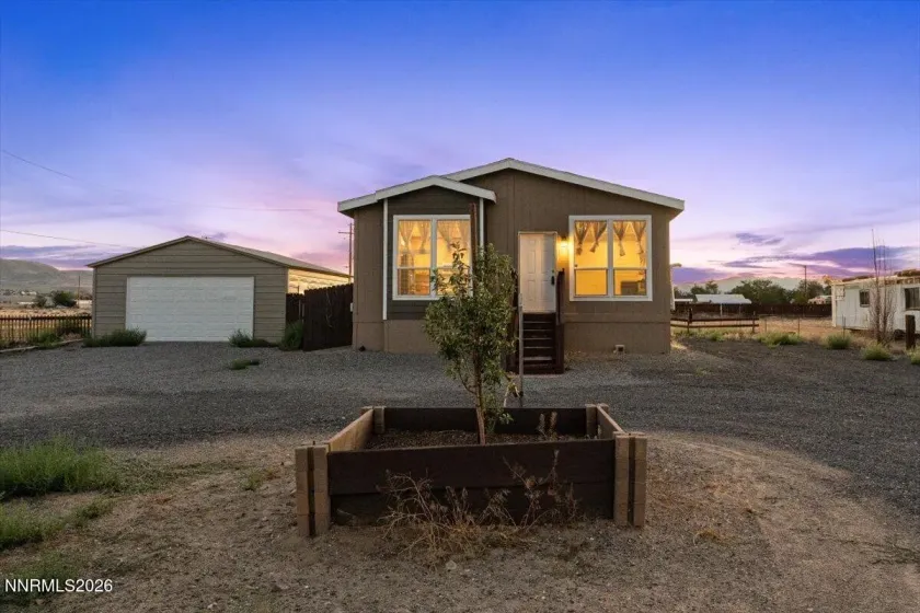 3913 Amber, Silver Springs, Nevada 89429, 4 Bedrooms Bedrooms, ,2 BathroomsBathrooms,Residential,Residential,Amber,0,260009778