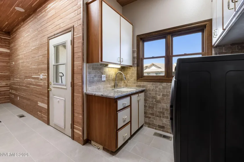 Dayton, Nevada 89403, 4 Bedrooms Bedrooms, ,3 BathroomsBathrooms,Residential,Residential,0,260009780