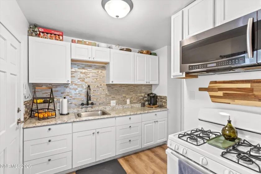 545 Claremont, Reno, Nevada 89502, 2 Bedrooms Bedrooms, ,1 BathroomBathrooms,Residential,Residential,Claremont,0,260009782