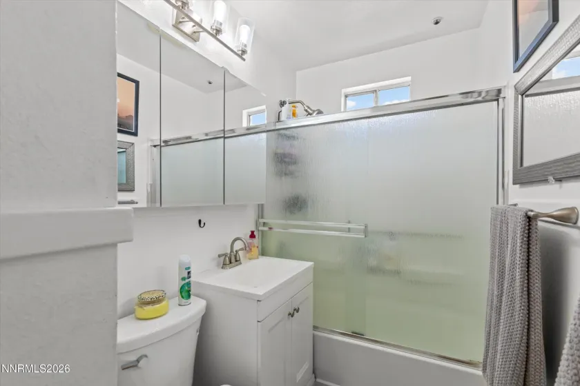 545 Claremont, Reno, Nevada 89502, 2 Bedrooms Bedrooms, ,1 BathroomBathrooms,Residential,Residential,Claremont,0,260009782