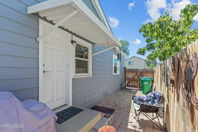 545 Claremont, Reno, Nevada 89502, 2 Bedrooms Bedrooms, ,1 BathroomBathrooms,Residential,Residential,Claremont,0,260009782