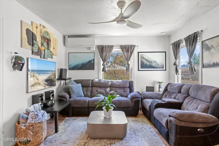 545 Claremont, Reno, Nevada 89502, 2 Bedrooms Bedrooms, ,1 BathroomBathrooms,Residential,Residential,Claremont,0,260009782