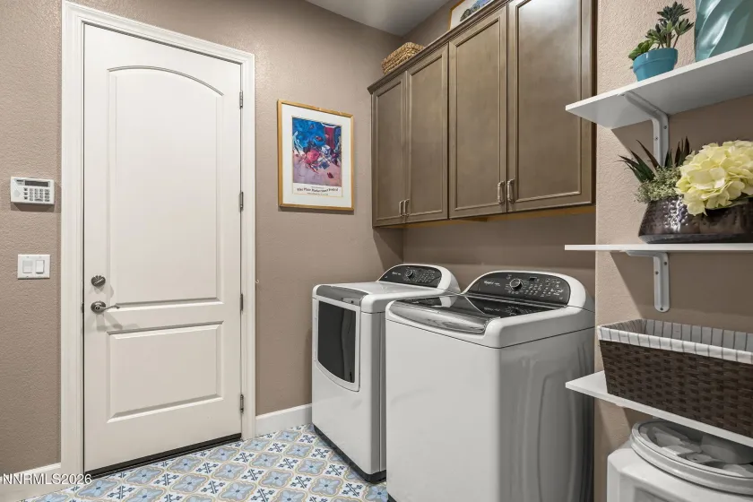 15100 Chateau, Reno, Nevada 89511, 3 Bedrooms Bedrooms, ,4 BathroomsBathrooms,Residential,Residential,Chateau,0,260009783