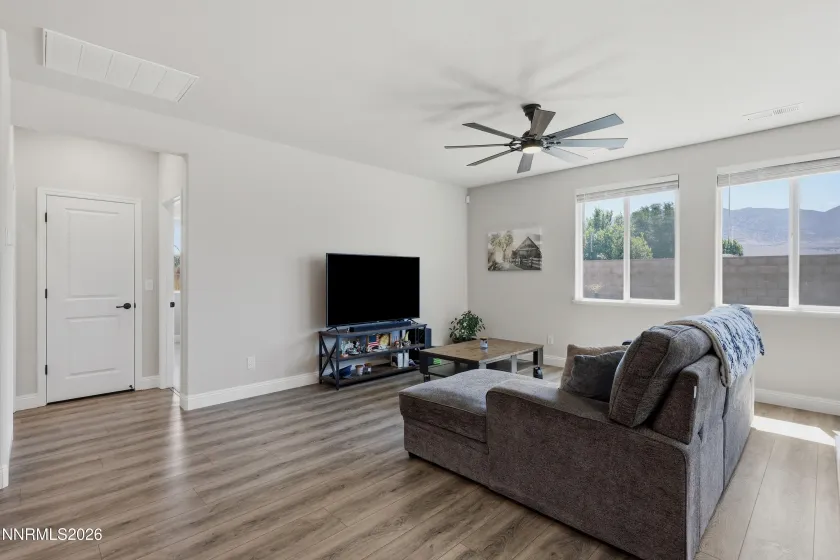 93 Haskill way, Dayton, Nevada 89403, 3 Bedrooms Bedrooms, ,2 BathroomsBathrooms,Residential,Residential,Haskill way,0,260009787