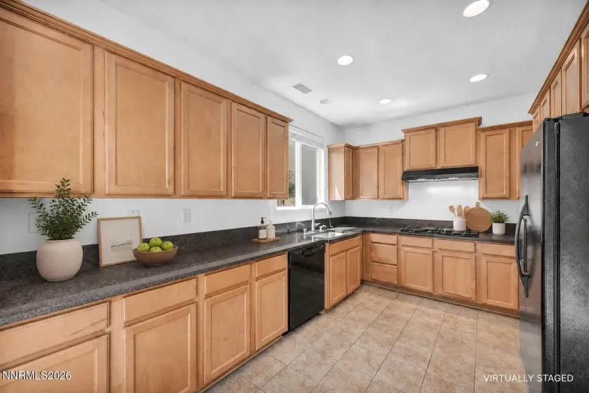 1910 Black Sand, Reno, Nevada 89521, 3 Bedrooms Bedrooms, ,3 BathroomsBathrooms,Residential,Residential,Black Sand,0,260009801