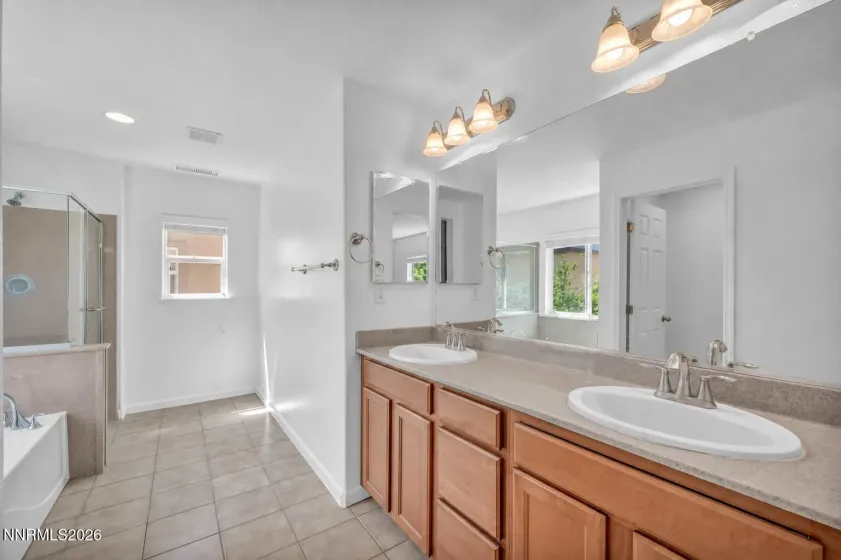 1910 Black Sand, Reno, Nevada 89521, 3 Bedrooms Bedrooms, ,3 BathroomsBathrooms,Residential,Residential,Black Sand,0,260009801