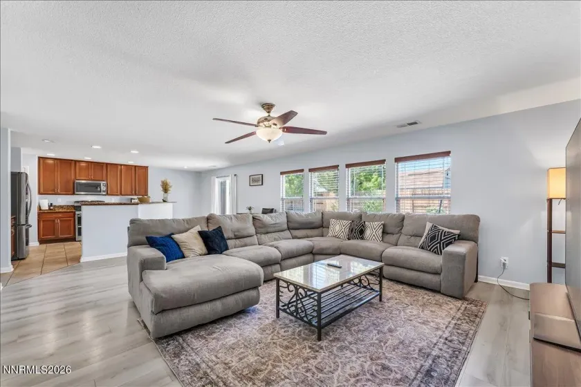 8955 Yeager, Reno, Nevada 89506, 4 Bedrooms Bedrooms, ,3 BathroomsBathrooms,Residential,Residential,Yeager,0,260009804