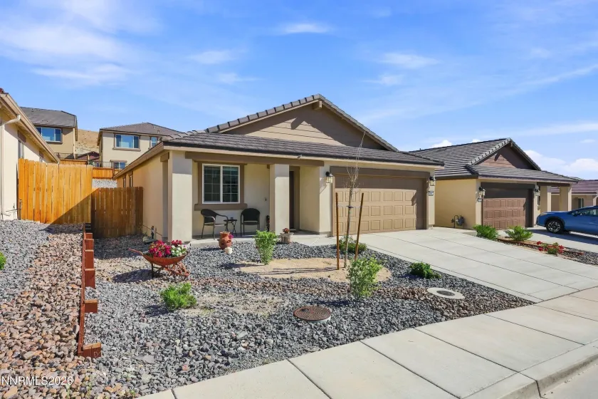 804 Cascade Range, Sparks, Nevada 89436, 4 Bedrooms Bedrooms, ,2 BathroomsBathrooms,Residential,Residential,Cascade Range,0,260009806