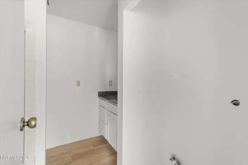 2555 Clear Acre, Reno, Nevada 89512, 2 Bedrooms Bedrooms, ,2 BathroomsBathrooms,Residential,Residential,Clear Acre,0,260009807