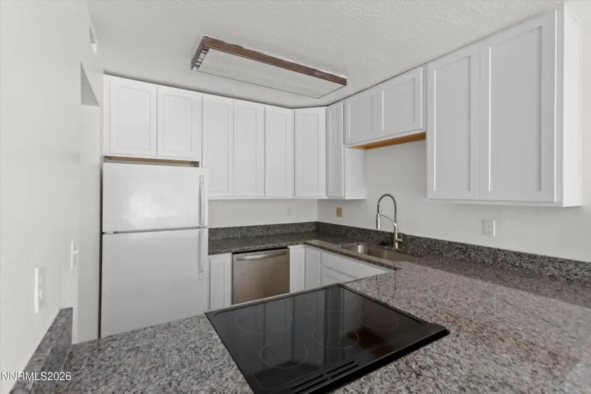 2555 Clear Acre, Reno, Nevada 89512, 2 Bedrooms Bedrooms, ,2 BathroomsBathrooms,Residential,Residential,Clear Acre,0,260009807