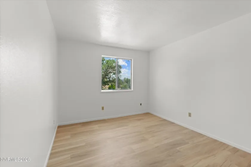2555 Clear Acre, Reno, Nevada 89512, 2 Bedrooms Bedrooms, ,2 BathroomsBathrooms,Residential,Residential,Clear Acre,0,260009807