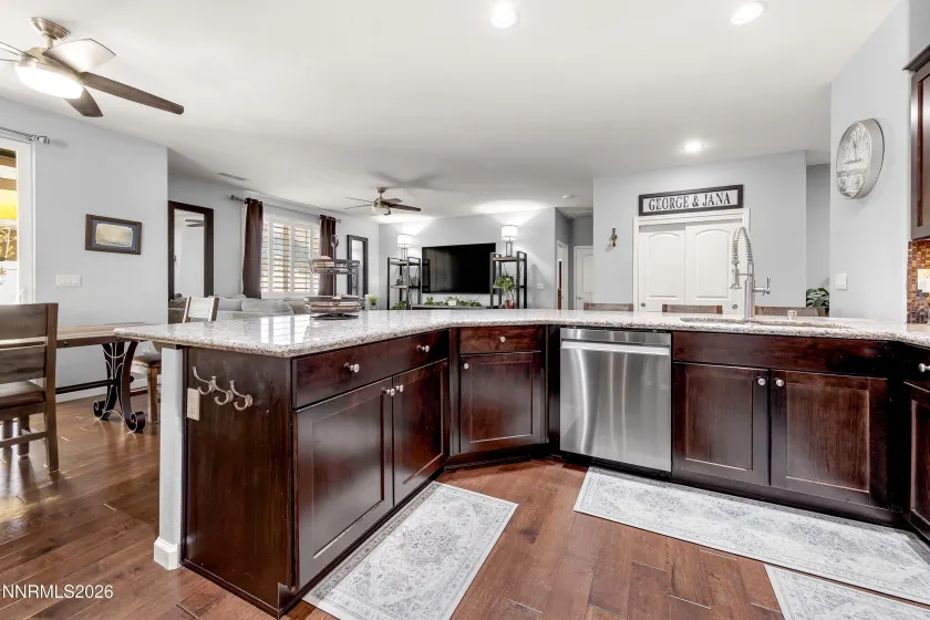 2201 Dominic, Reno, Nevada 89521, 3 Bedrooms Bedrooms, ,2 BathroomsBathrooms,Residential,Residential,Dominic,0,260009810