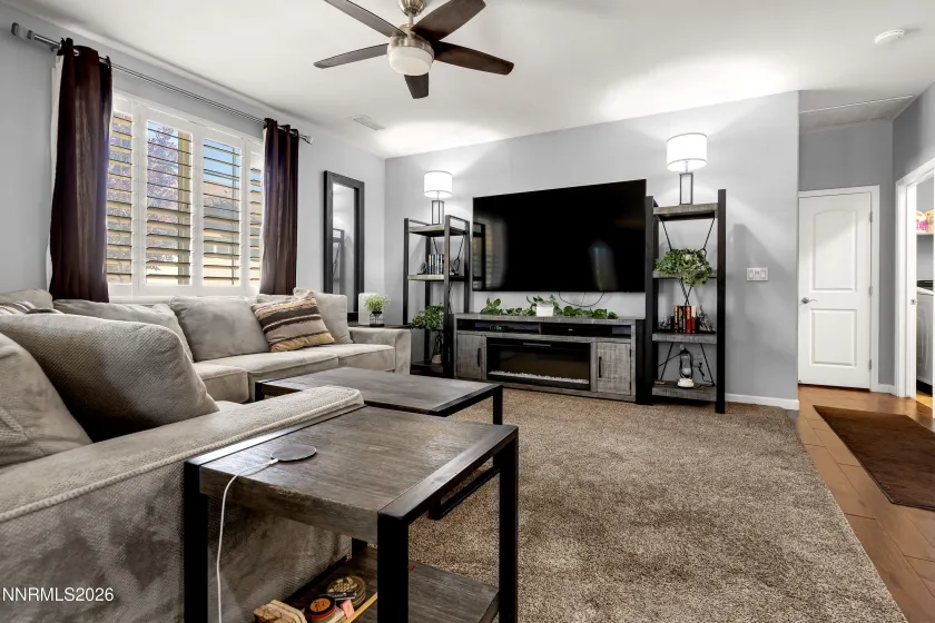 2201 Dominic, Reno, Nevada 89521, 3 Bedrooms Bedrooms, ,2 BathroomsBathrooms,Residential,Residential,Dominic,0,260009810