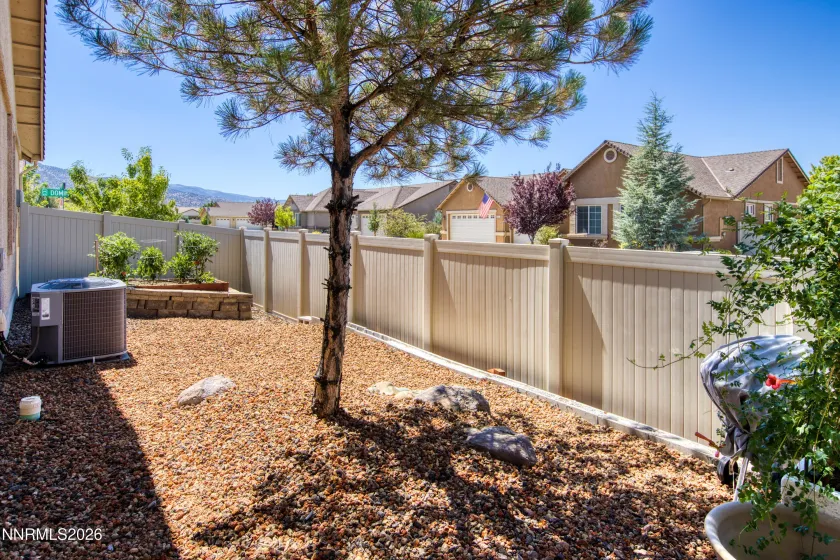 2201 Dominic, Reno, Nevada 89521, 3 Bedrooms Bedrooms, ,2 BathroomsBathrooms,Residential,Residential,Dominic,0,260009810