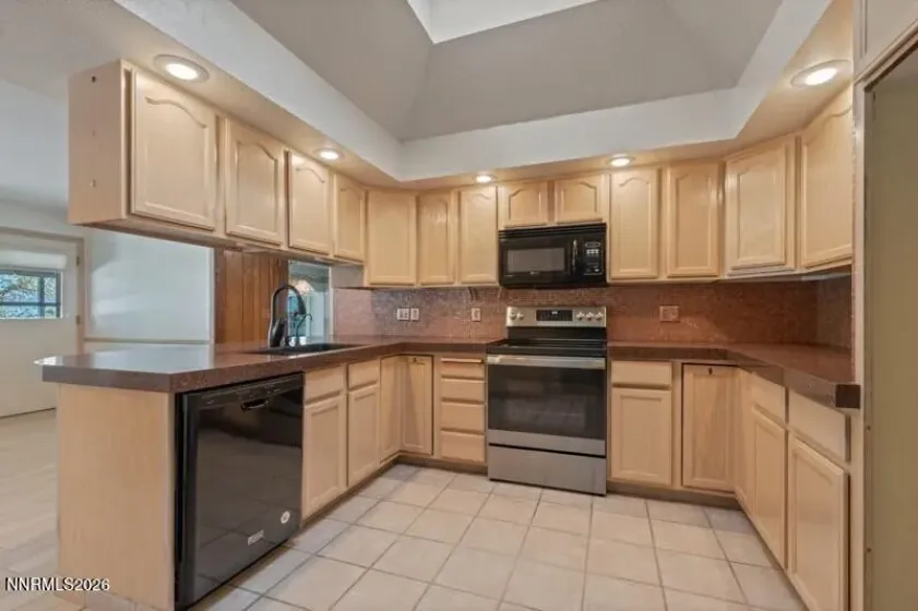 5630 Wedekind, Sparks, Nevada 89431, 3 Bedrooms Bedrooms, ,2 BathroomsBathrooms,Residential,Residential,Wedekind,0,260009813