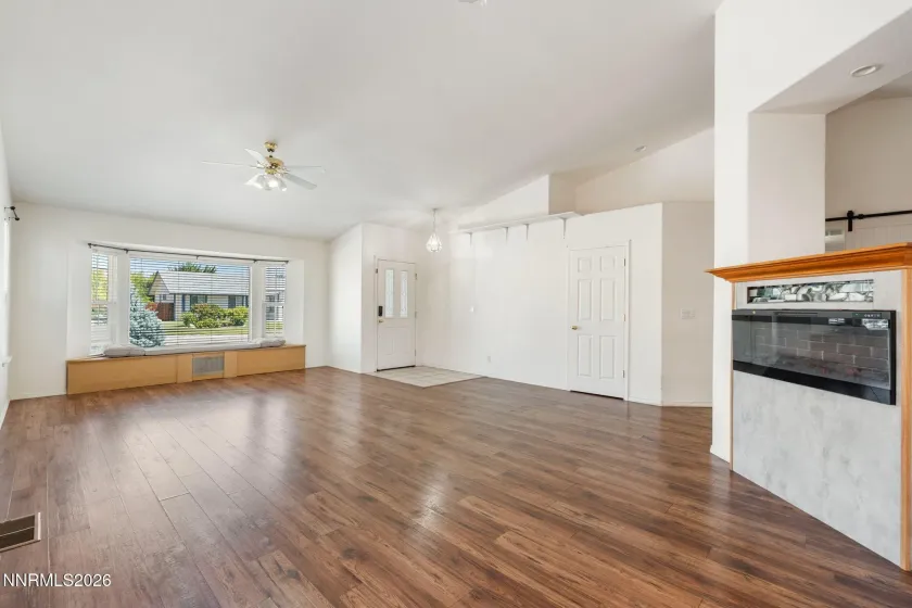1029 Ringneck, Sparks, Nevada 89441, 4 Bedrooms Bedrooms, ,2 BathroomsBathrooms,Residential,Residential,Ringneck,0,260009814