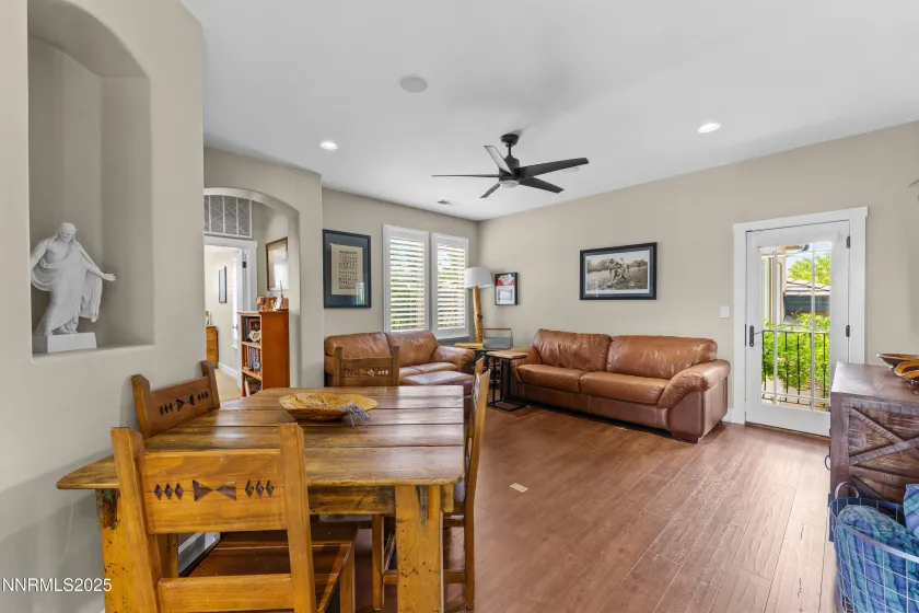 2880 Friar Rock, Sparks, Nevada 89436, 5 Bedrooms Bedrooms, ,4 BathroomsBathrooms,Residential Lease,Manufactured,Friar Rock,0,260009821