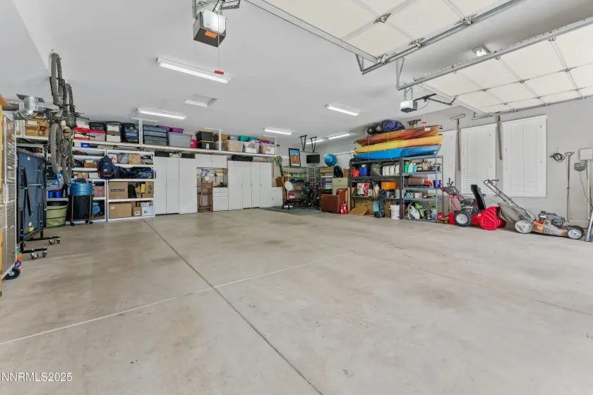 2880 Friar Rock, Sparks, Nevada 89436, 5 Bedrooms Bedrooms, ,4 BathroomsBathrooms,Residential Lease,Manufactured,Friar Rock,0,260009821