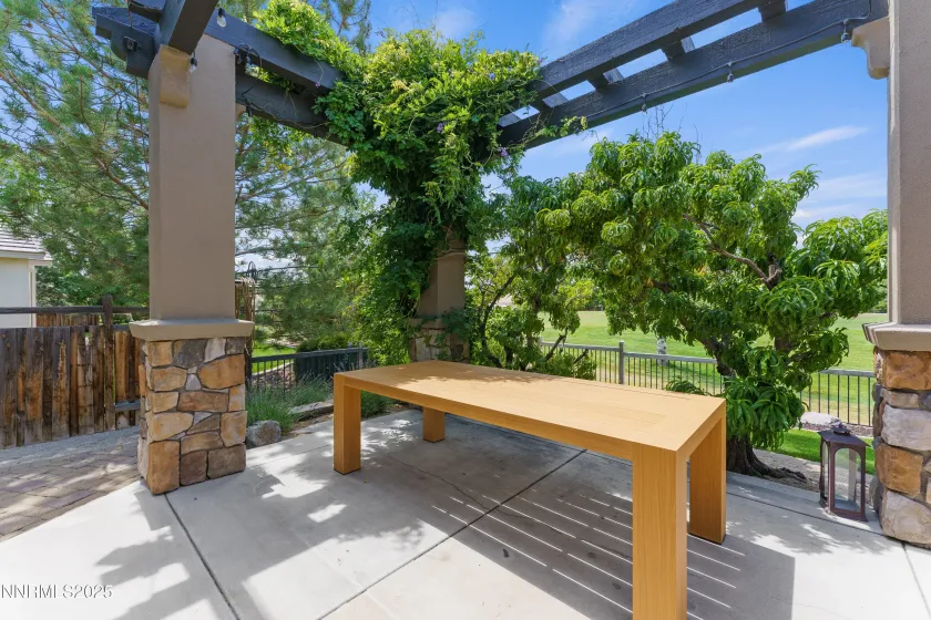 2880 Friar Rock, Sparks, Nevada 89436, 5 Bedrooms Bedrooms, ,4 BathroomsBathrooms,Residential Lease,Manufactured,Friar Rock,0,260009821