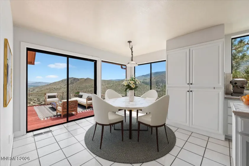 580 Duck Hill, Washoe Valley, Nevada 89704, 4 Bedrooms Bedrooms, ,4 BathroomsBathrooms,Residential,Residential,Duck Hill,0,260009824
