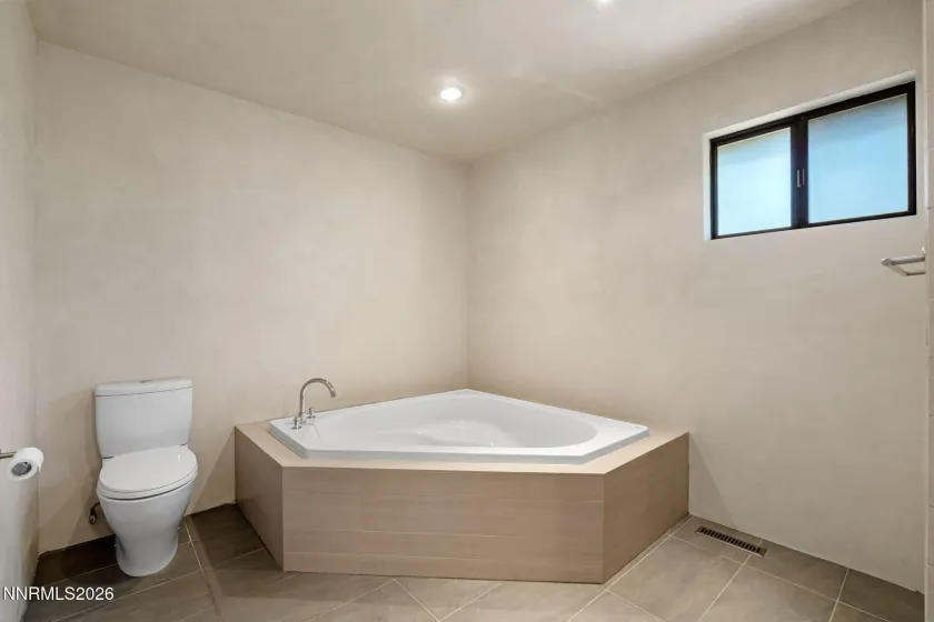 2160 Riviera, Reno, Nevada 89509, 3 Bedrooms Bedrooms, ,3 BathroomsBathrooms,Residential,Residential,Riviera,0,260009825