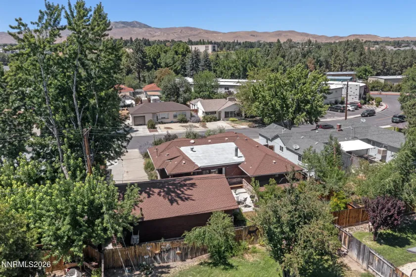2160 Riviera, Reno, Nevada 89509, 3 Bedrooms Bedrooms, ,3 BathroomsBathrooms,Residential,Residential,Riviera,0,260009825