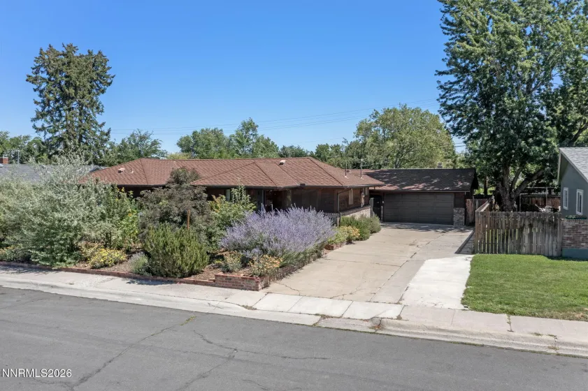 2160 Riviera, Reno, Nevada 89509, 3 Bedrooms Bedrooms, ,3 BathroomsBathrooms,Residential,Residential,Riviera,0,260009825