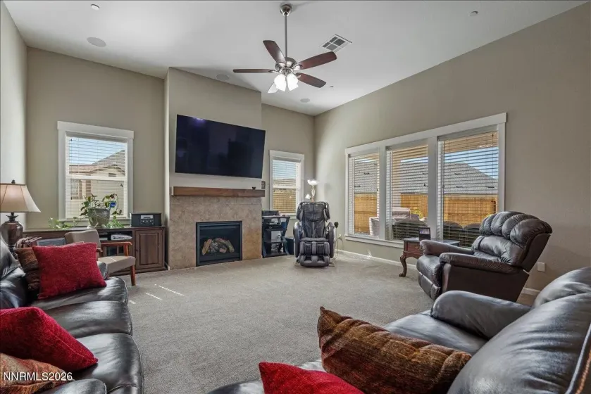 2249 Kinglet, Sparks, Nevada 89441, 3 Bedrooms Bedrooms, ,4 BathroomsBathrooms,Residential,Residential,Kinglet,0,260009815
