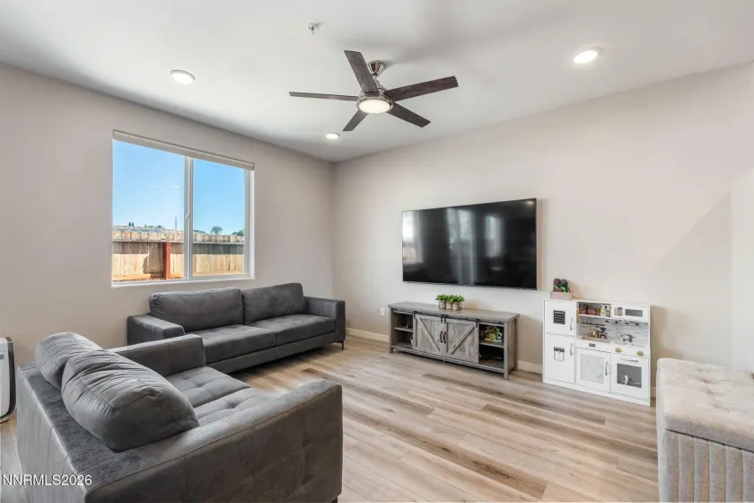 4704 Falcon Rock, Sun Valley, Nevada 89433, 3 Bedrooms Bedrooms, ,3 BathroomsBathrooms,Residential,Residential,Falcon Rock,0,260009816