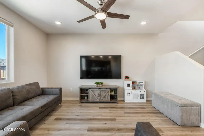 4704 Falcon Rock, Sun Valley, Nevada 89433, 3 Bedrooms Bedrooms, ,3 BathroomsBathrooms,Residential,Residential,Falcon Rock,0,260009816