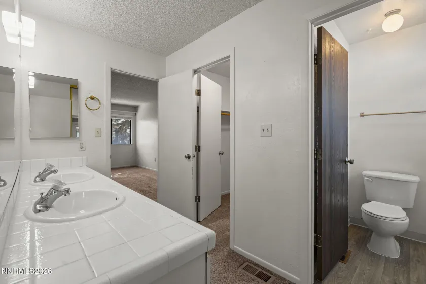 907 Tyler, Sparks, Nevada 89431, 2 Bedrooms Bedrooms, ,2 BathroomsBathrooms,Residential,Residential,Tyler,0,260009833