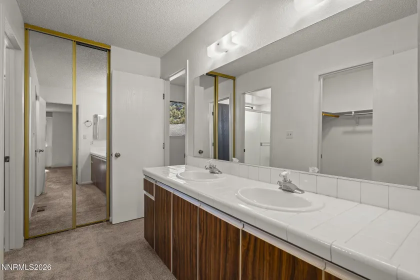 907 Tyler, Sparks, Nevada 89431, 2 Bedrooms Bedrooms, ,2 BathroomsBathrooms,Residential,Residential,Tyler,0,260009833