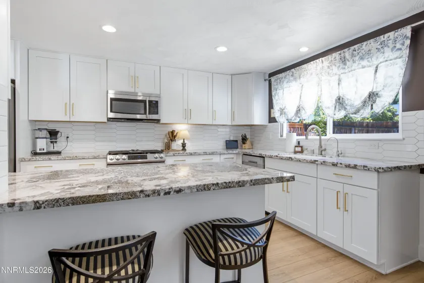 975 Joshua, Reno, Nevada 89509, 3 Bedrooms Bedrooms, ,2 BathroomsBathrooms,Residential,Residential,Joshua,0,260009836